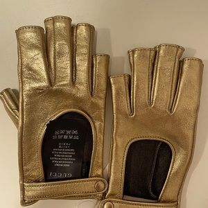 New Gucci gloves